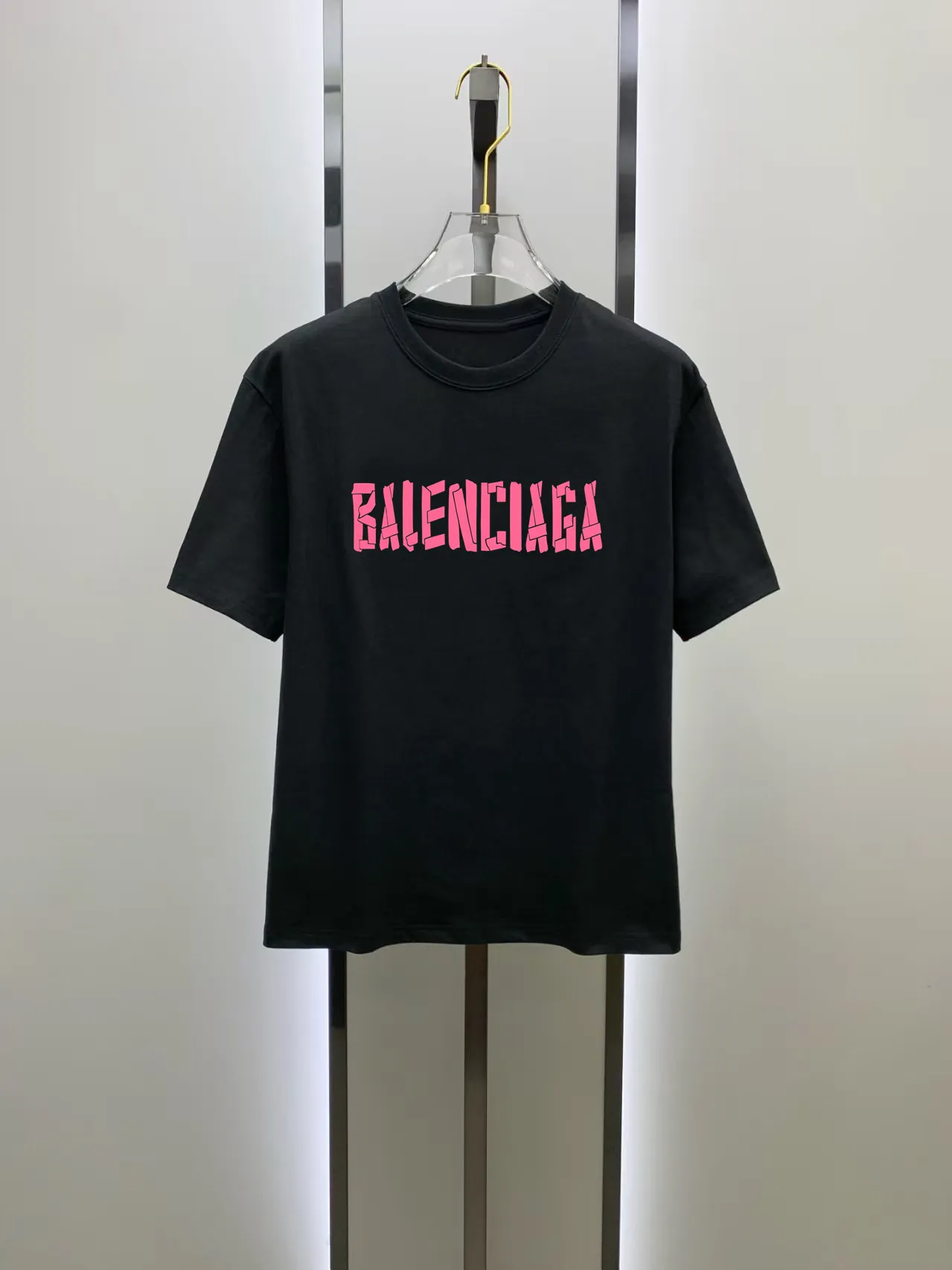 # 2026 New Arrival New Arrival T Premium ！ logo Premium 250 . . . . . ！ ！ ：Black。White！ Sizes： S M L XL XXL ：50 52 55 58 61 ：69 71 73 75 77 ：48 50 53 56 58 ：22 22.5 23 23.5 24 ， 1-3CM